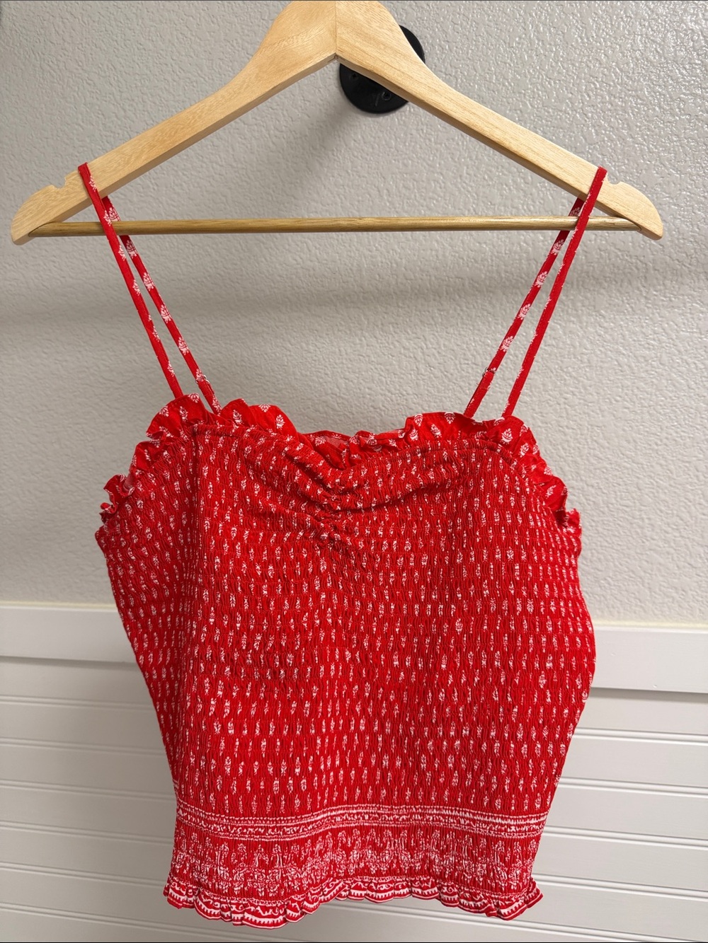 Gianni Bini Red Printed Smocked Camisole